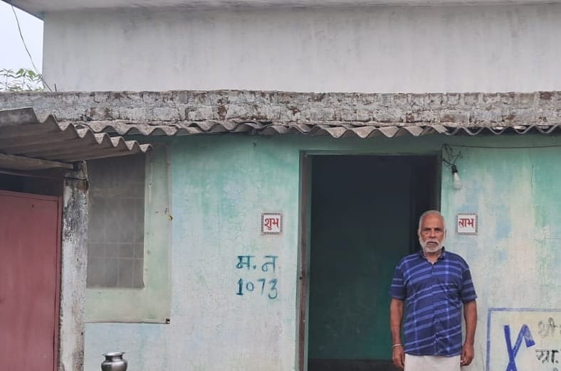टपकती छत से पक्के आशियाने तक का सफर: पीएम आवास योजना ने बदली जशपुर के सुनील की जिंदगी