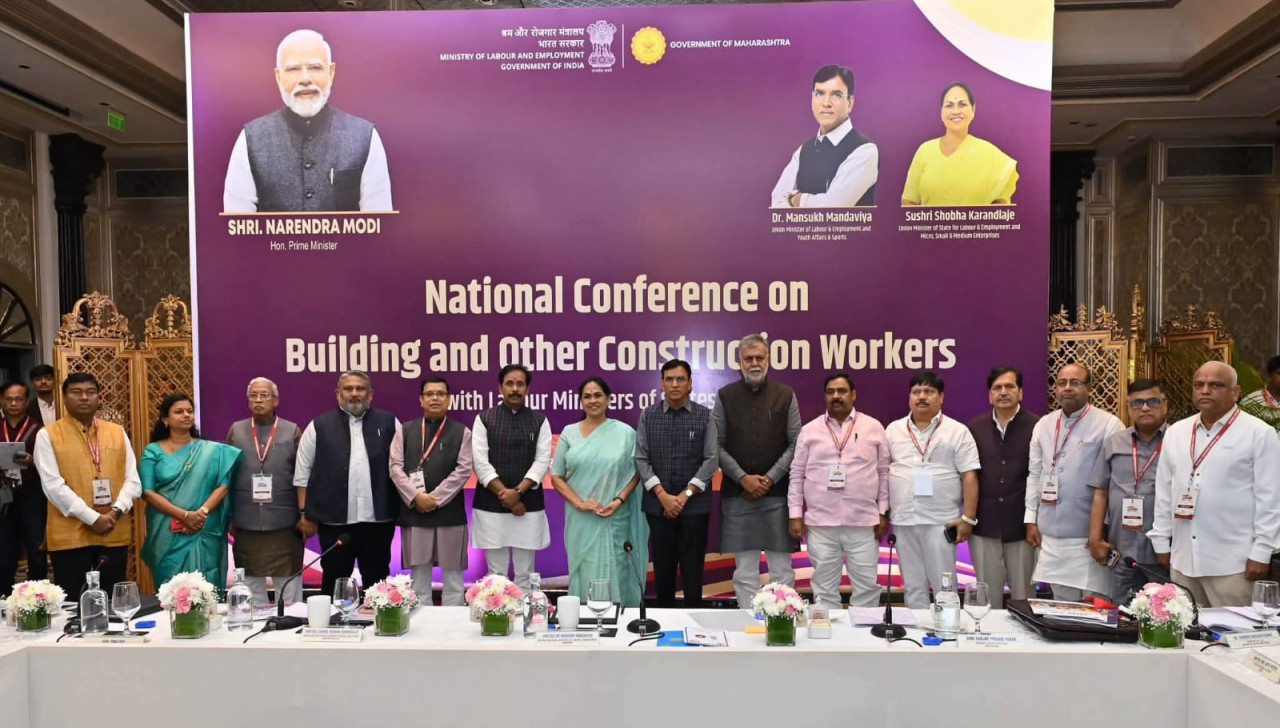 निर्माण श्रमिकों की सामाजिक सुरक्षा पर मंथन: मुंबई में दो दिवसीय राष्ट्रीय BOCW सम्मेलन आयोजित, छत्तीसगढ़ ने साझा किए नवाचार